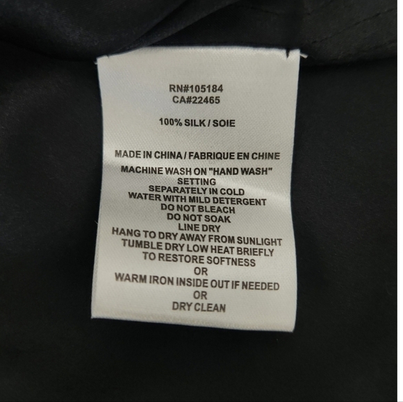 GoSilk go seashell top 100% Silk. Black. Size Medium. New.Your search for the - Picture 7 of 9